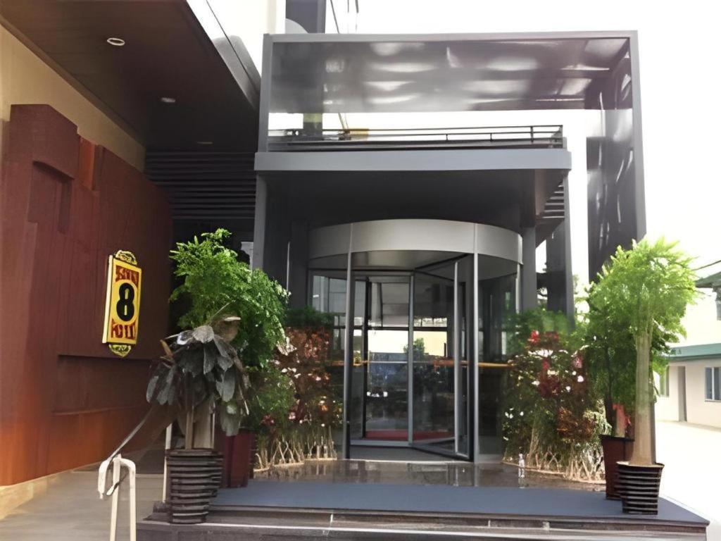 Super 8 Hotel Beijing New National Exhibition Yumin Street Exterior photo